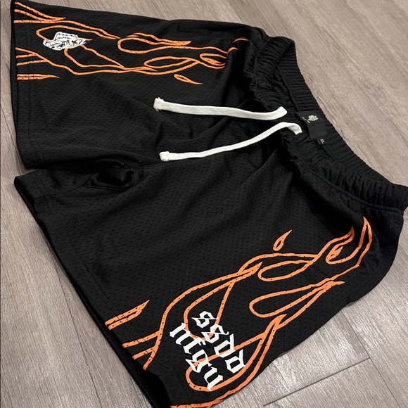 Darc Sport mesh shorts.  Size XL. - Picture 4 of 4